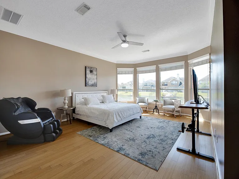 18011 Darling Point Ct — Photo 46