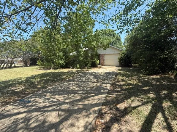 1312 Bluffview Dr, Seagoville, TX 75159