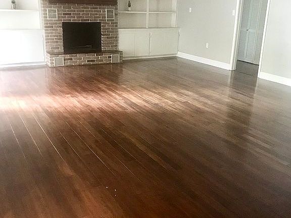 Large living room 24x20 