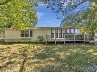 1527 Butter And Egg Rd, Hazel Green, AL 35750