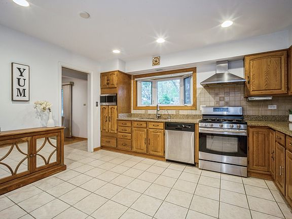 5th image of this home