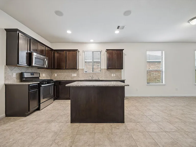 5810 Banyan Oak Ct — Photo 8