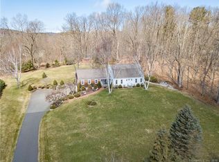 101 West Rd, Collinsville, CT 06019