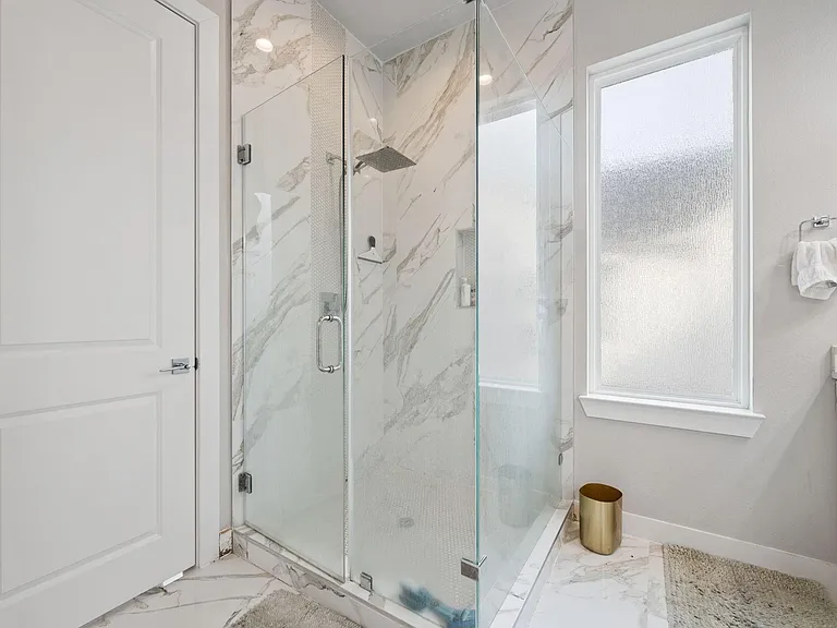 823 Mansfield St #H — Photo 15