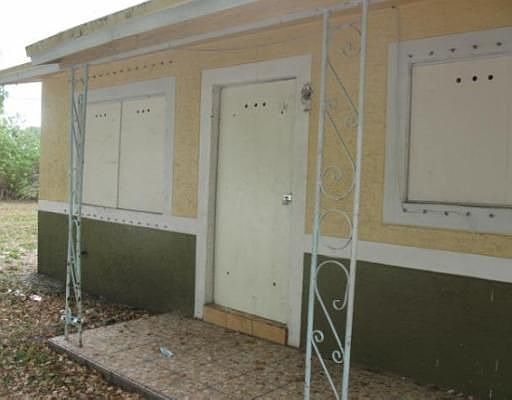 1st image of 932 NW 3rd Ave