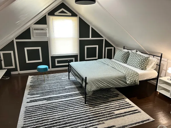 (undisclosed Address), Cleveland, OH 44111