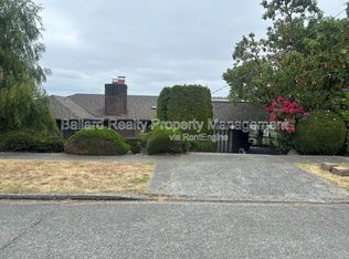 3402 37th Ave W, Seattle, WA 98199