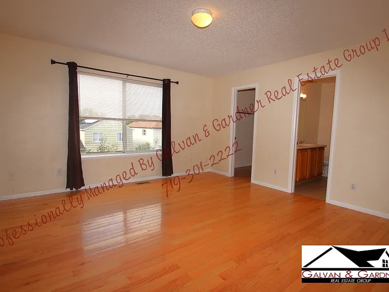 4230 Kyle Ln — Photo 16