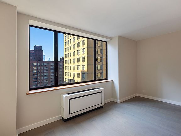 2nd image of 30 W 61st St APT 11H
