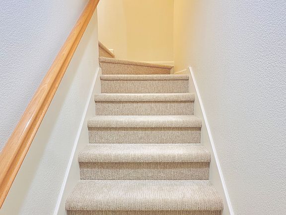 4th image of 2576 Heron Ct