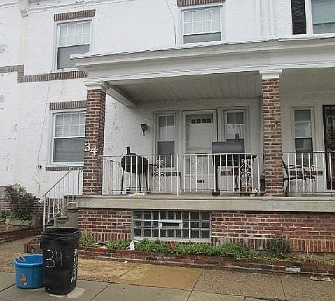 4th image of 34 Ashmead Pl S