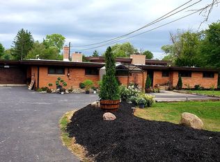 13910 Caves Rd, Novelty, OH 44072
