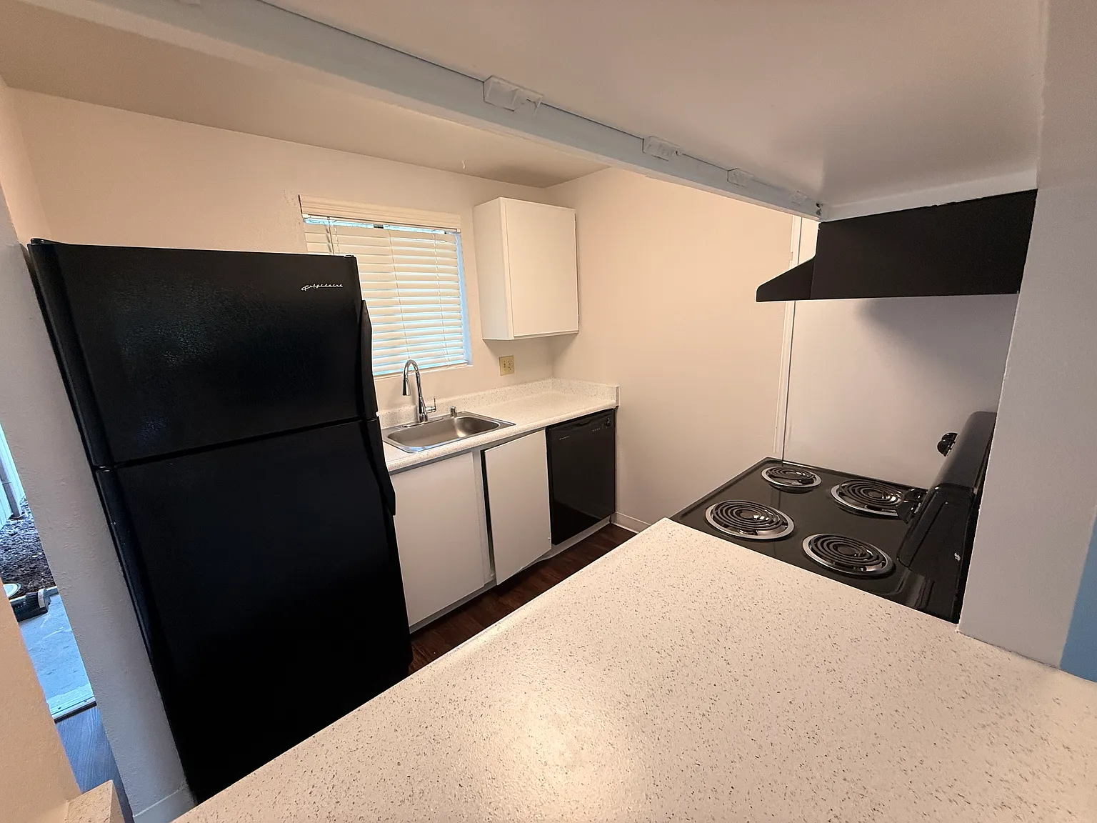 1 bed, 623 sqft, $1,425 — Photo 4