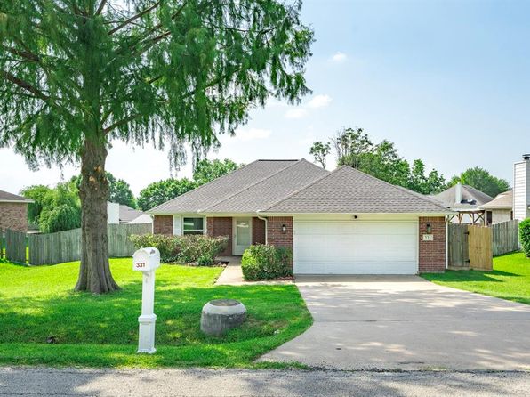 331 Leisure Ln