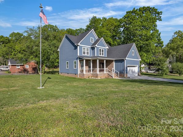 3075 Jamestown Dr, Gastonia, NC 28054