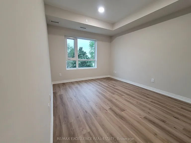 50 Herrick Ave #235 — Photo 12