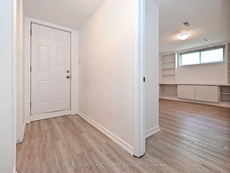 27 Marlena Dr — Photo 7