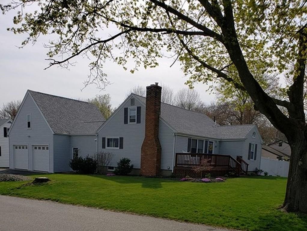 1013 Wilbur Ave, Somerset, MA 02725 Zillow