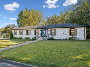 710 Jackson Ave, Carthage, TN 37030