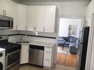 125 Robin Rd, Staten Island, NY 10305