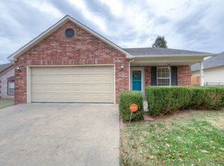 613 N Elizabeth St, Sapulpa, OK 74066