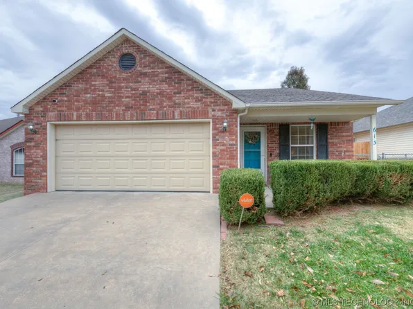 613 N Elizabeth St, Sapulpa, OK 74066