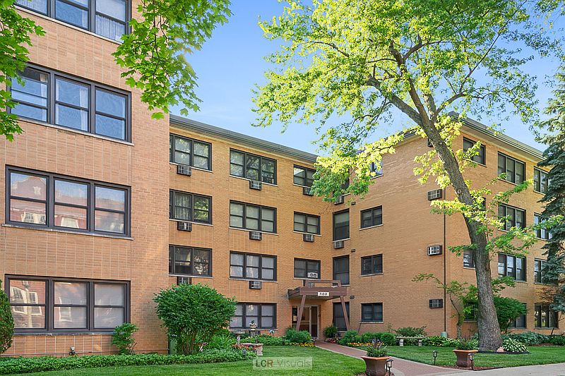 500 Washington Blvd Apt 401, Oak Park, Il 60302 