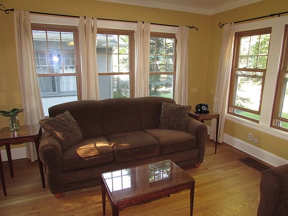 5th image of 169 N Myrtle Ave