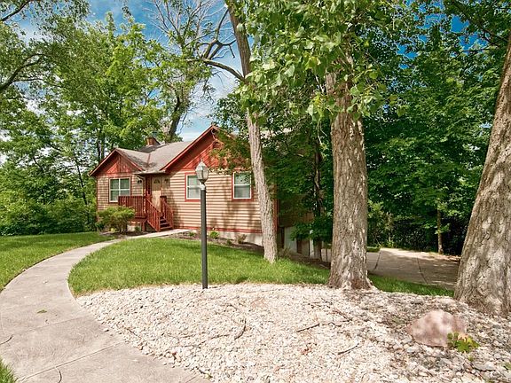 3rd image of 5320 Lakefront Dr