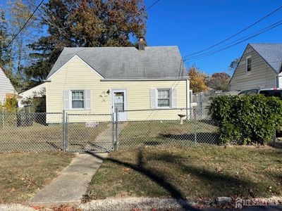 209 Penn Ave, Edison, NJ, 08817