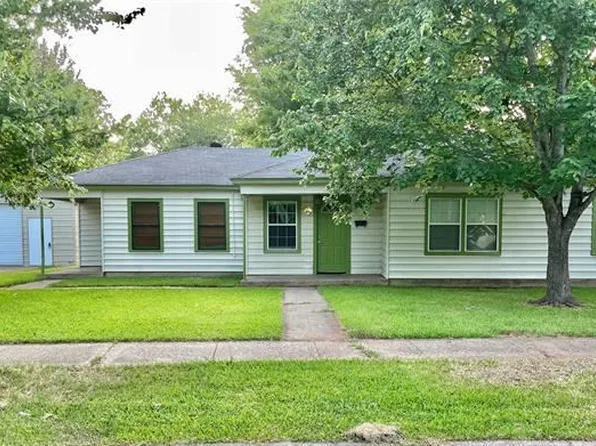 1331 Shamrock Dr, Bossier City, LA 71112