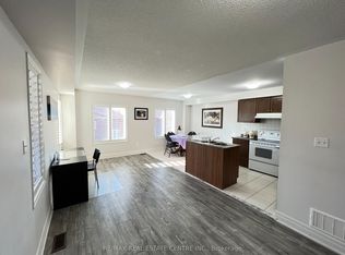 440 Aspendale Cres, Mississauga, ON L5W 0E7