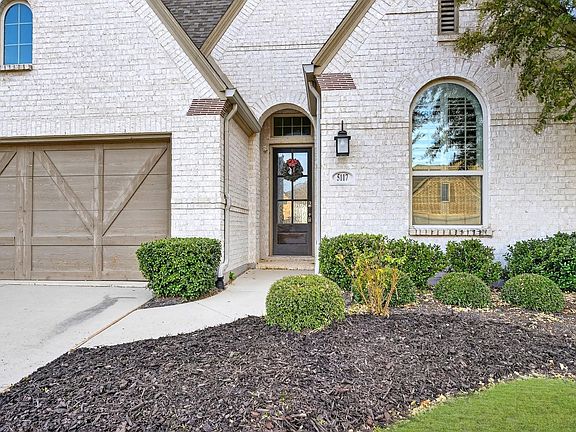 3rd image of 5117 Ember Pl