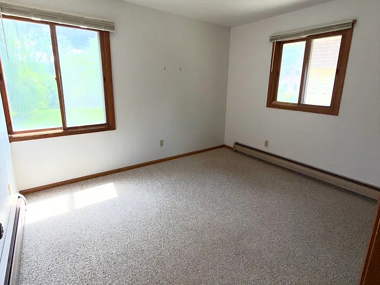 221 Nautilus Dr #B — Photo 9