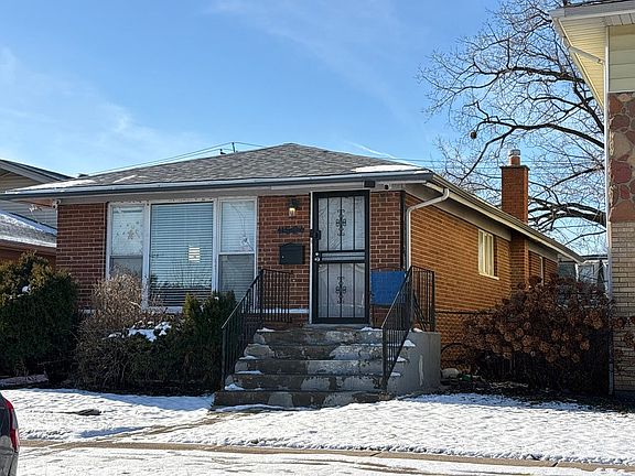 2nd image of 11524 S May St