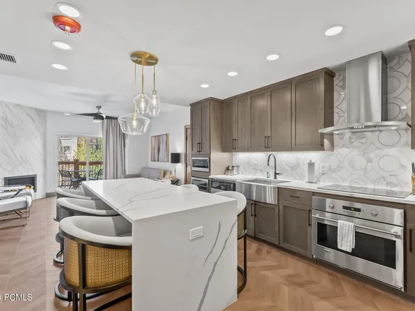 3000 Canyons Resort Dr #3706, Park City, UT 84098