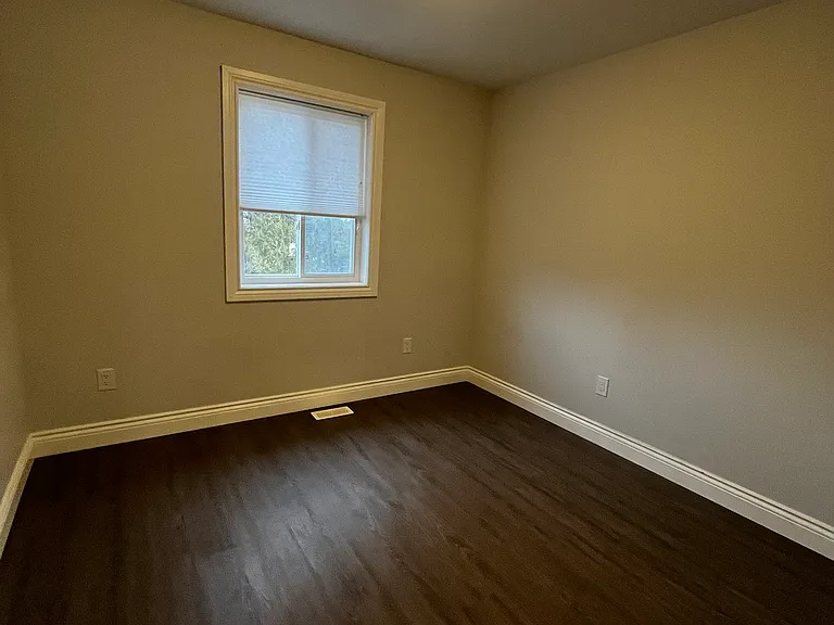 78 Ottaway Ave — Photo 22