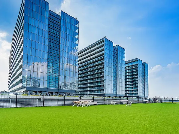 131-03 40th Rd #18V, Flushing, NY 11354