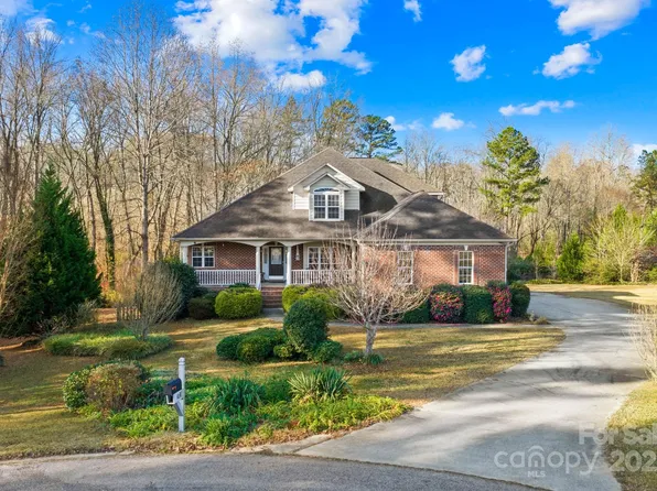 1038 S Devonpark Pl, Salisbury, NC 28147