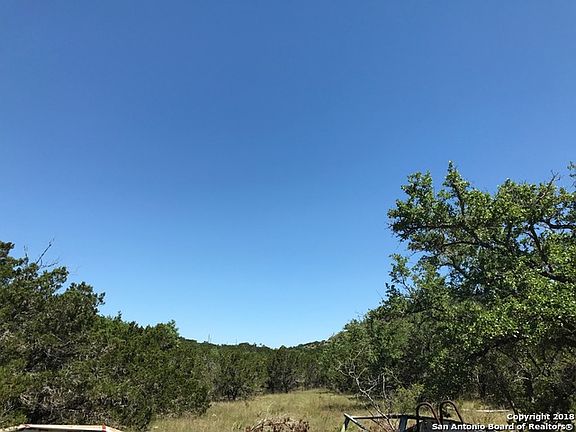 5th image of 503 Seven Sisters Dr