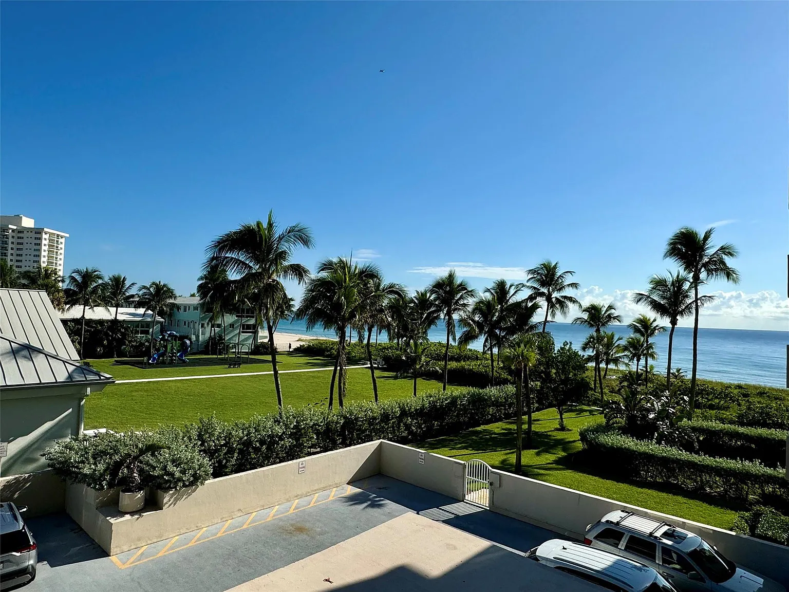 1 bed, 1.5 bath, 1000 sqft, $2,900 — Photo 4