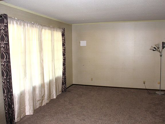 4th image of 306 S Thorp St