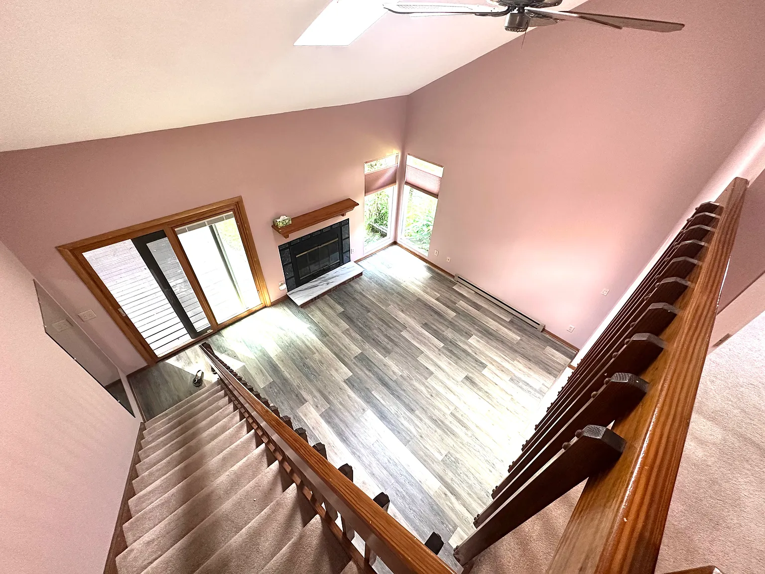 3 bed, 1227 sqft, $2,400 — Photo 4
