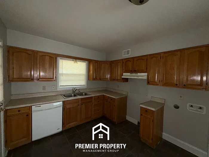 4583 Dunn Ave — Photo 4