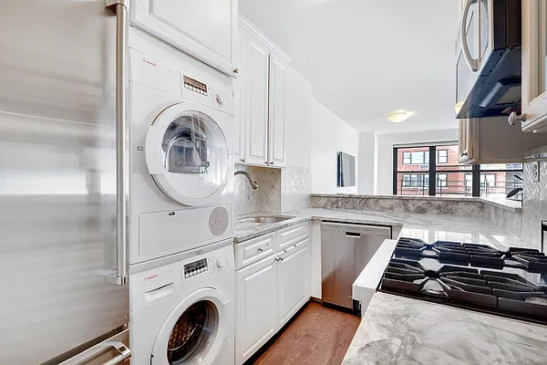 Sold by Real Direct | media 15