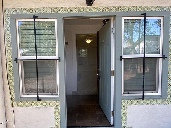 3rd image of 624 W Pinkley Ave Unit A
