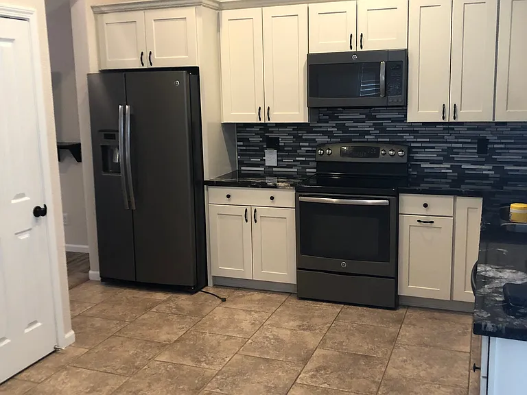 3908 Cloverbrook Dr — Photo 4