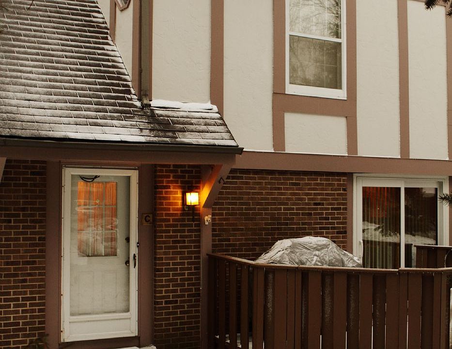 1st image of 2724 Weeping Willow Dr APT C