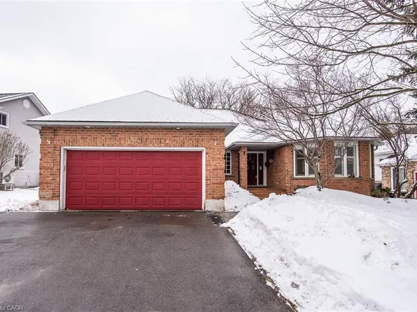 372 Gatestone Blvd, Waterloo, ON N2T 2J6