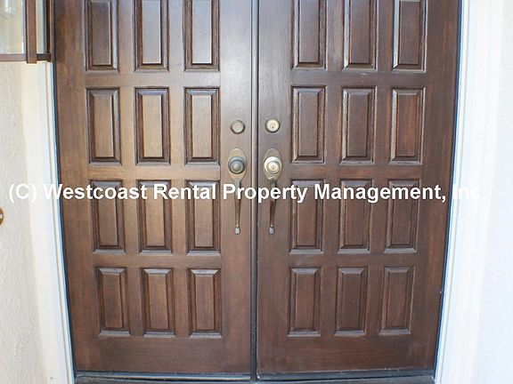 5th image of 238 Country Club Dr Unit B